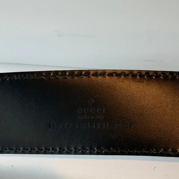 Gucci Embossed Black Belt with GG buckle - Picture 6 of 6